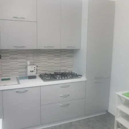 Apartamento Piano Terra S. Giacomo, 2